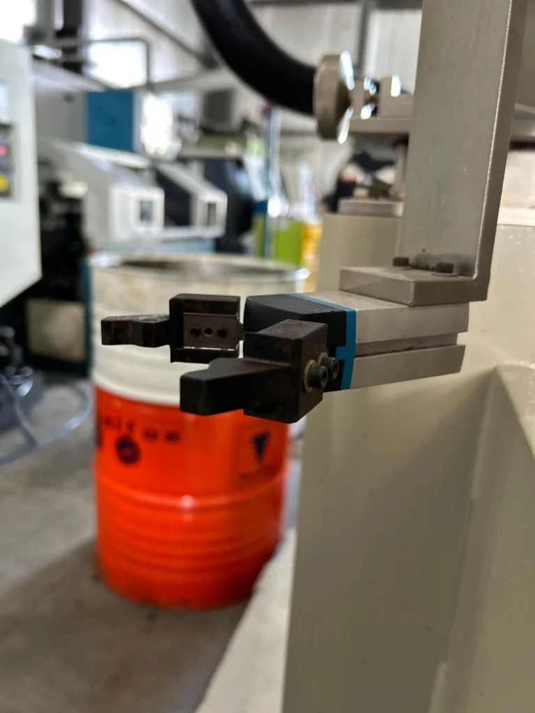 Piezas Especiales de Sujeción para Producción