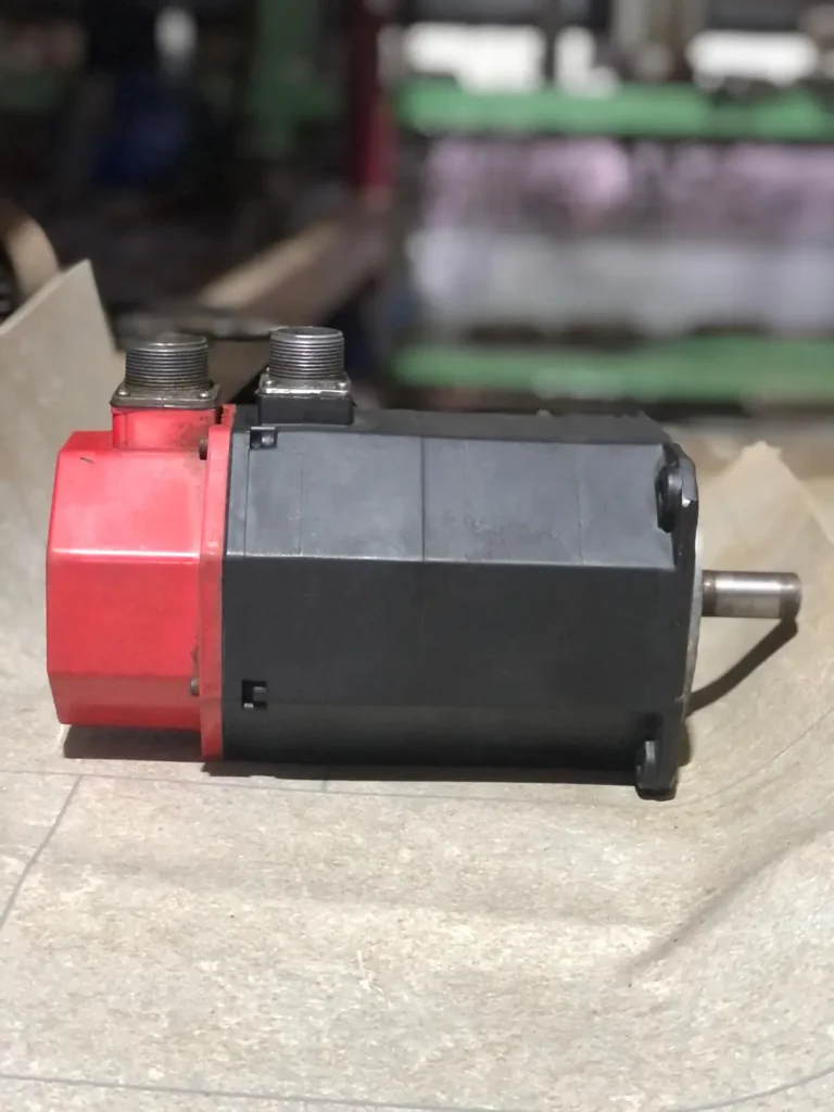 SERVO MOTOR